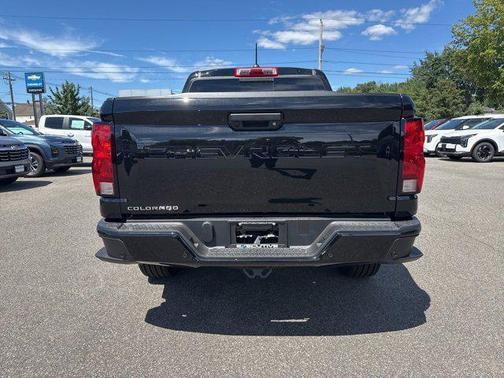 2025 Chevrolet Colorado WT