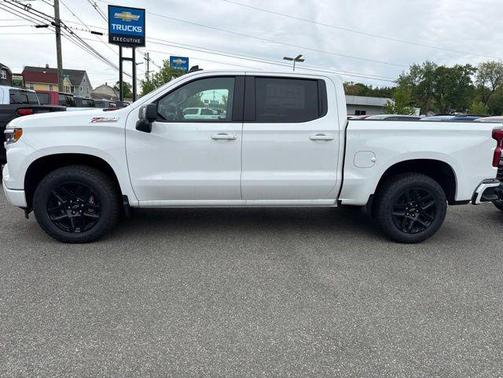 Summit White 2026 Chevrolet Silverado 1500 RST