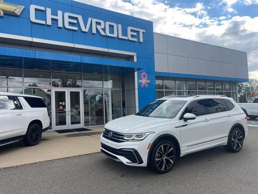 2023 Volkswagen Tiguan 2.0T SEL R-Line 4MOTION