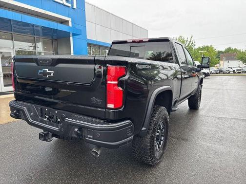 Black 2025 Chevrolet Silverado 2500 4WD Crew Cab Standard Bed ZR2