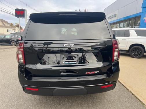 2023 Chevrolet Tahoe 4WD RST