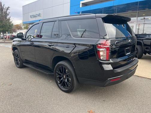 2023 Chevrolet Tahoe 4WD RST