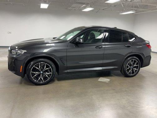 2025 BMW X4 xDrive30i