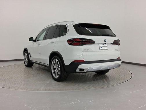 2026 BMW X5 sDrive40i