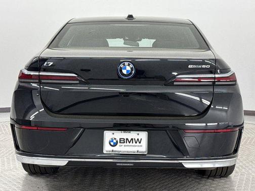 2025 BMW i7 eDrive50