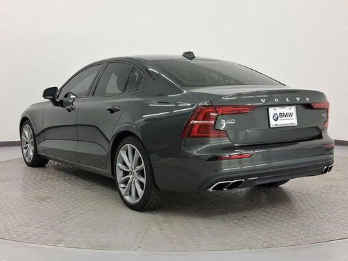 2020 Volvo S60 T5 Momentum