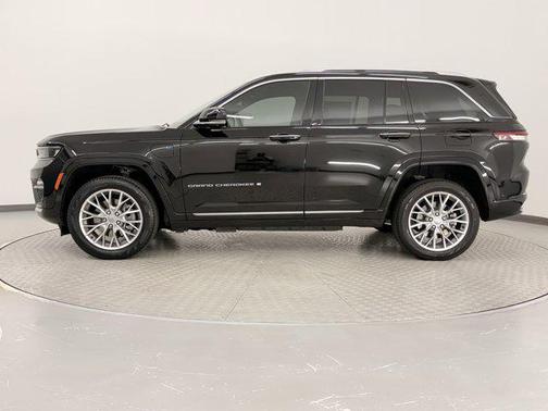 2022 Jeep Grand Cherokee 4xe Summit