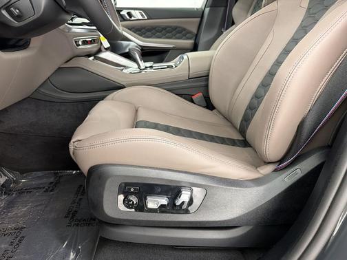 Dravit Grey Metallic 2026 BMW X5 M Base