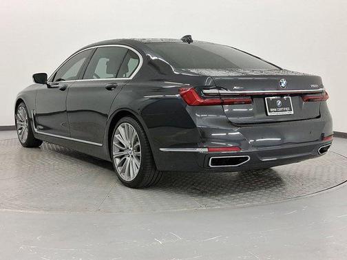 2022 BMW 750 i xDrive