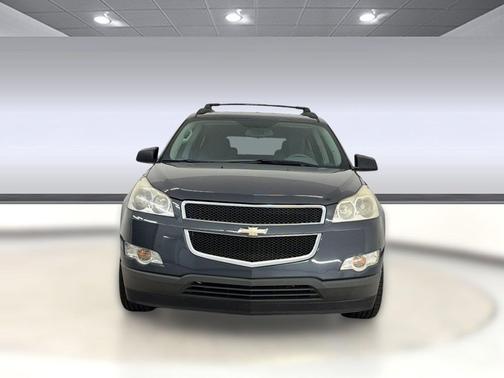 Cyber Gray Metallic 2012 Chevrolet Traverse LS