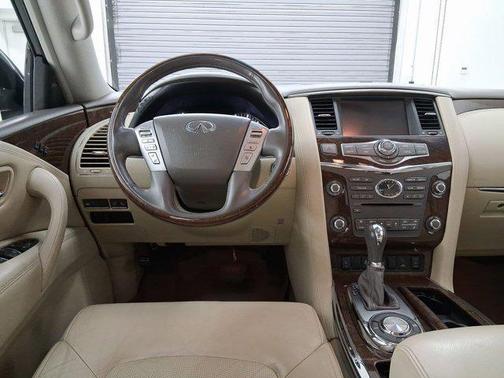 2017 INFINITI QX80 Base
