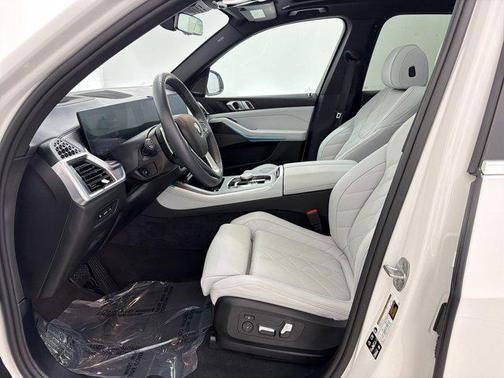 Alpine White 2026 BMW X5 xDrive40i