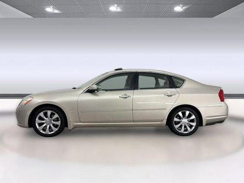 Gold 2006 INFINITI M35 Base