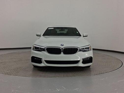 2019 BMW 540 540i