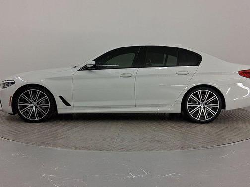 2019 BMW 540 540i