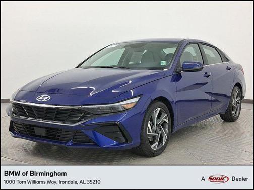 2025 Hyundai ELANTRA Limited