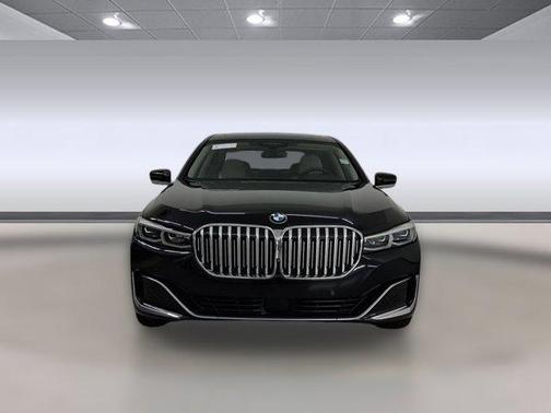 2021 BMW 750 i xDrive