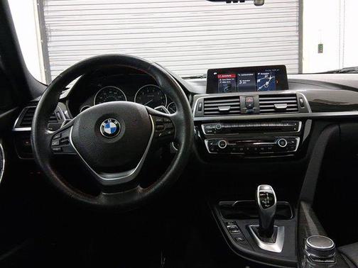 2018 BMW 330 330i