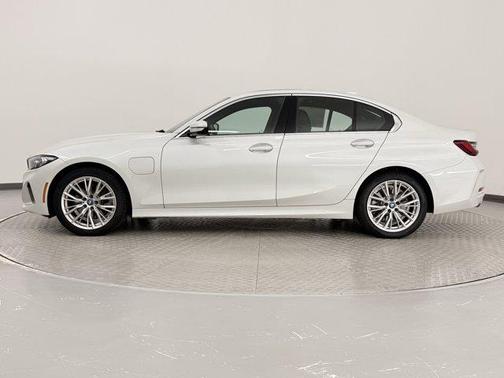 2024 BMW 330e Base