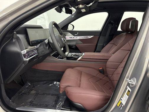 2025 BMW i7 xDrive60