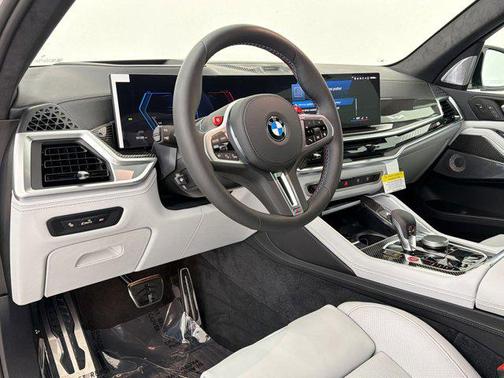 Mineral White Metallic 2026 BMW X5 M Base