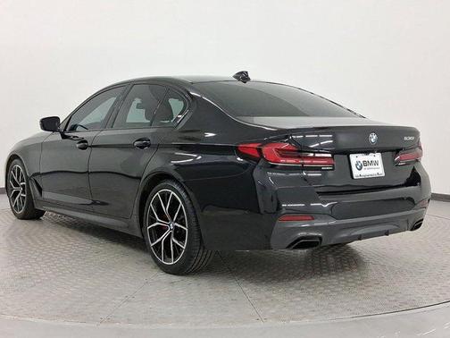 2022 BMW 530 i