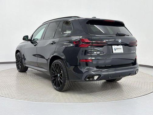 Black Sapphire Metallic 2026 BMW X5 sDrive40i