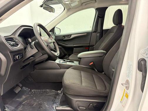 Oxford White 2023 Ford Escape Active