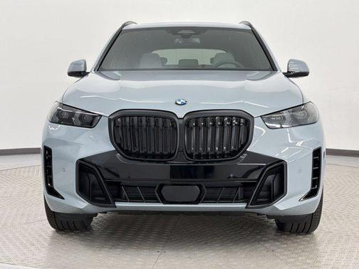 Brooklyn Grey Metallic 2026 BMW X5 xDrive40i
