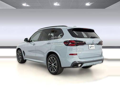 Brooklyn Grey Metallic 2026 BMW X5 xDrive40i