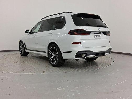2026 BMW X7 xDrive40i