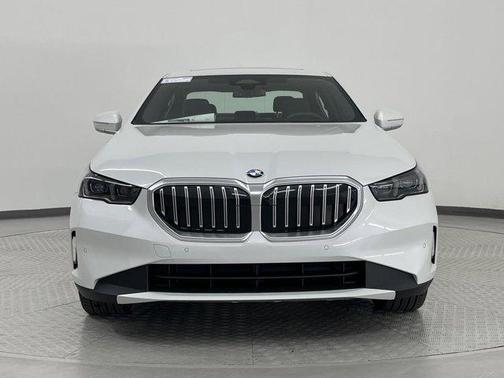 2024 BMW 530 i