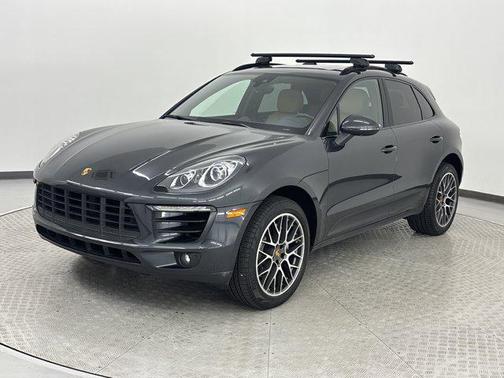2017 Porsche Macan Base