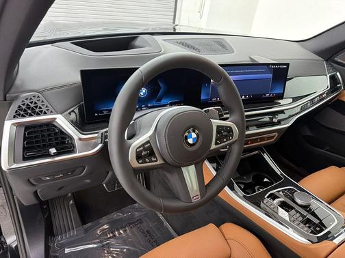Black Sapphire Metallic 2026 BMW X5 xDrive40i