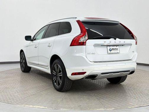 2017 Volvo XC60 T5 Dynamic