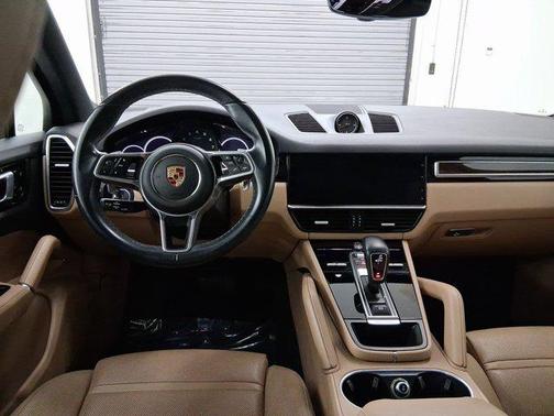 2021 Porsche Cayenne Cayenne