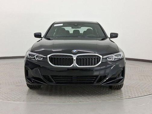 2025 BMW 330 330i