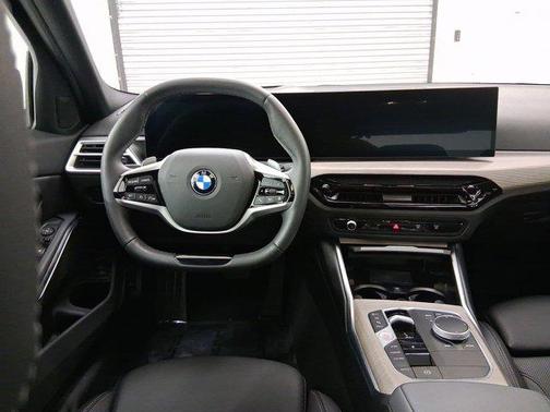 2025 BMW 330 330i