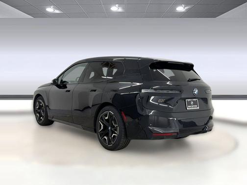 Black Sapphire Metallic 2024 BMW iX M60