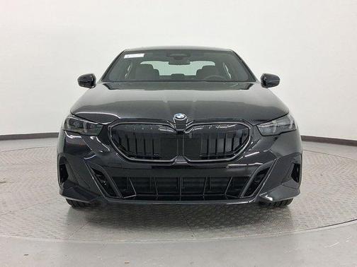 2026 BMW 530 530i