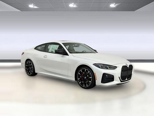 Mineral White Metallic 2027 BMW 430 i