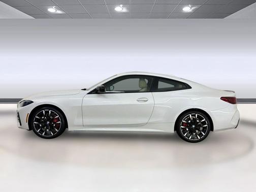 Mineral White Metallic 2027 BMW 430 i