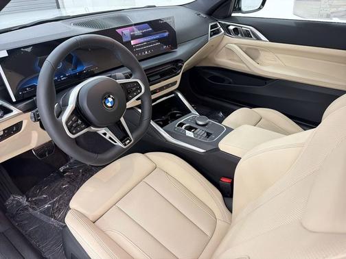 Mineral White Metallic 2027 BMW 430 i