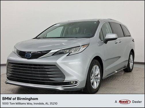 2021 Toyota Sienna Limited 7-Passenger