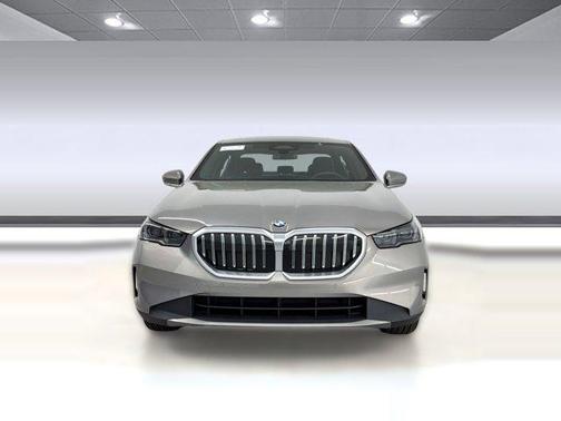 Gray 2026 BMW 530 530i