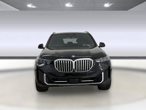 Black 2026 BMW X5 xDrive40i