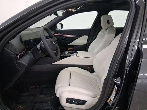 2026 BMW i5 eDrive40