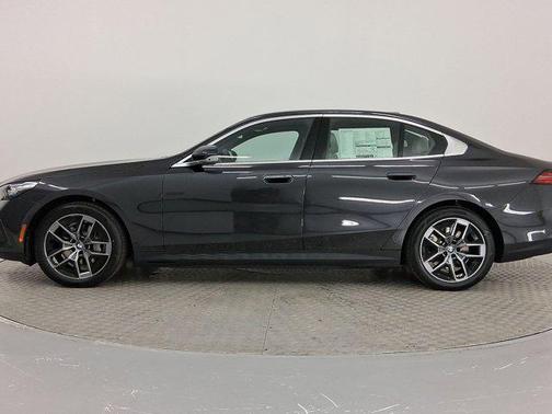 2026 BMW i5 eDrive40