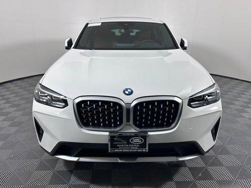 2023 BMW X4 xDrive30i