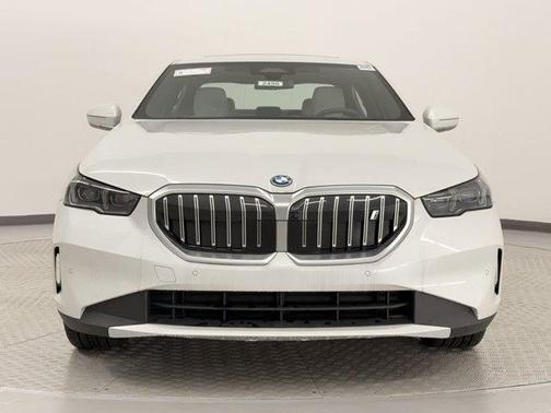 2024 BMW i5 eDrive40